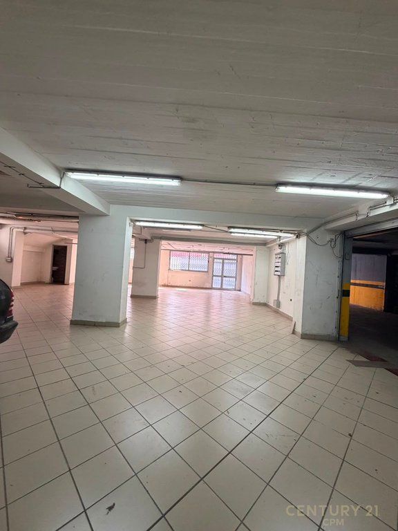 AMBIENT KOMERCIAL PER QERA TE MINISTRIA E JASHTME