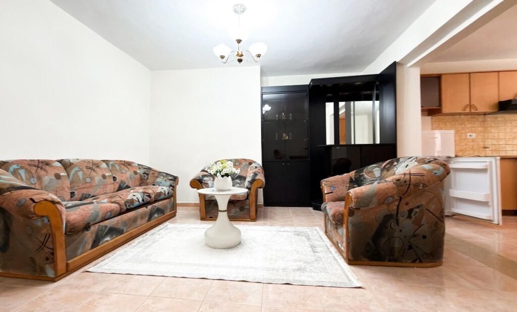Apartment 2+1+2WC for Sale Near the Ballet School (Mihan Grameno Street) ID 5510