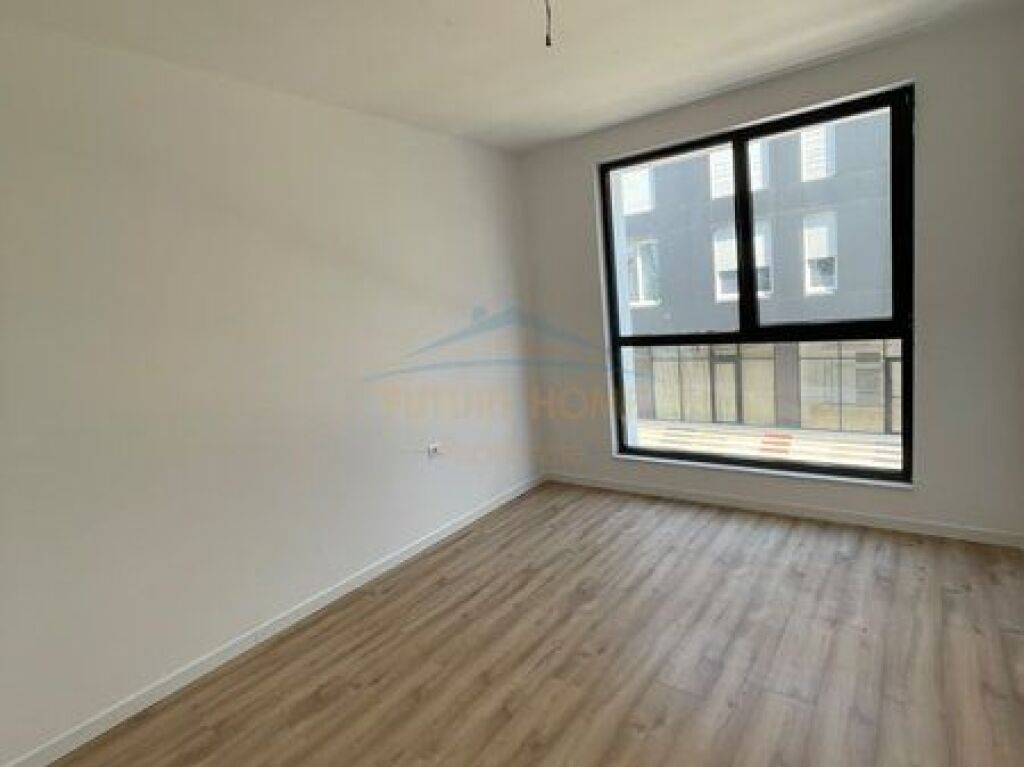 Qera, Apartament 2+1+2, Rezidenca "Jordan", Tirane . Empire73792