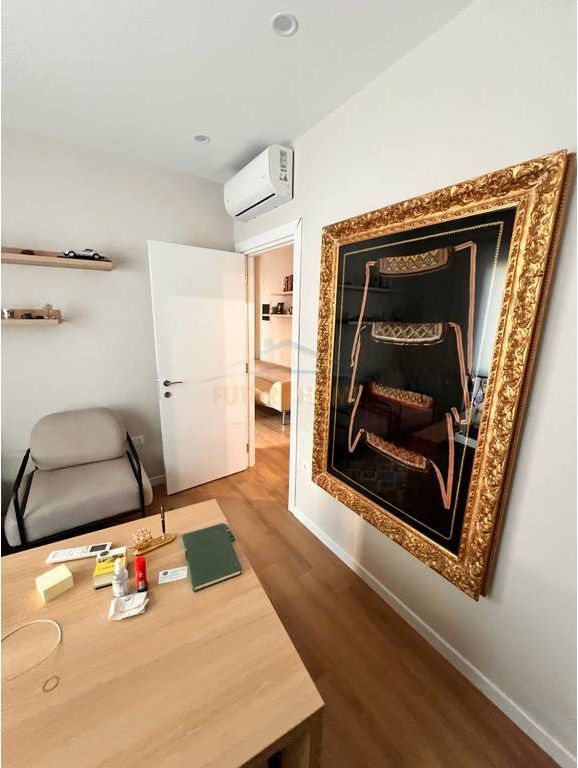 OFFICE FOR RENT – MYSLYM SHYRI