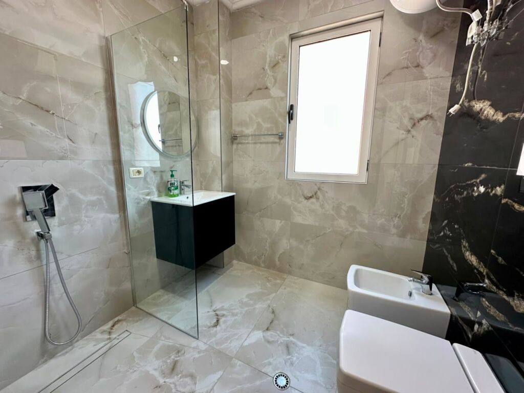 QIRA, APARTAMENT 2+1, KODRA E DIELLIT‼️