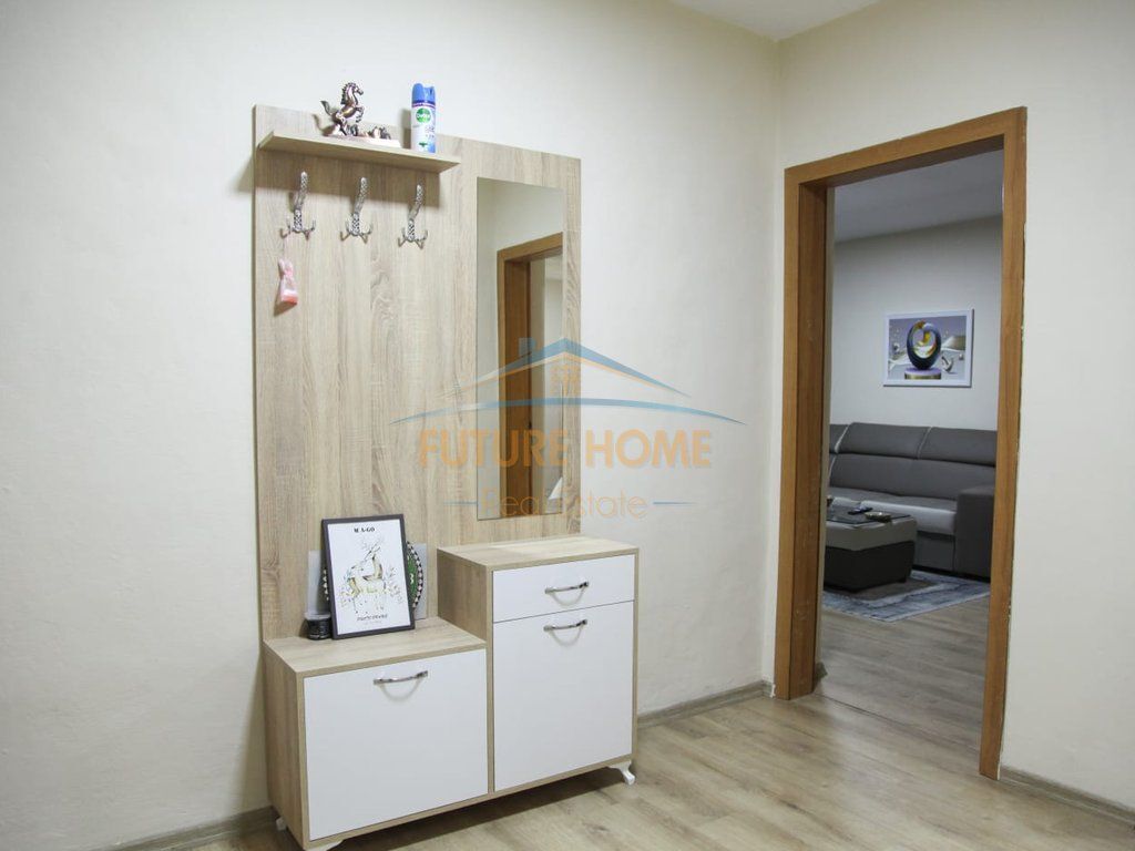 Affitto, Appartamento 2+1, Via Kongresi i Manastirit, Tirana.