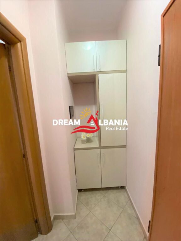 Appartamento 2+1 in affitto presso la Procura Distrettuale (via Mine Peza) a Tirana, ID 5504.