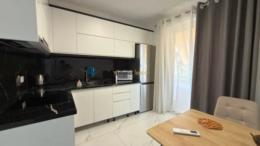 Qira, Apartament 1+1 me kuzhinë më vete tek Rruga e Elbasanit
