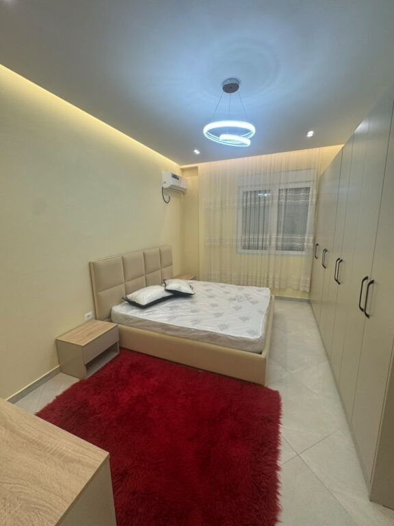 Jepet me qira apartament 1+1-Kombinat