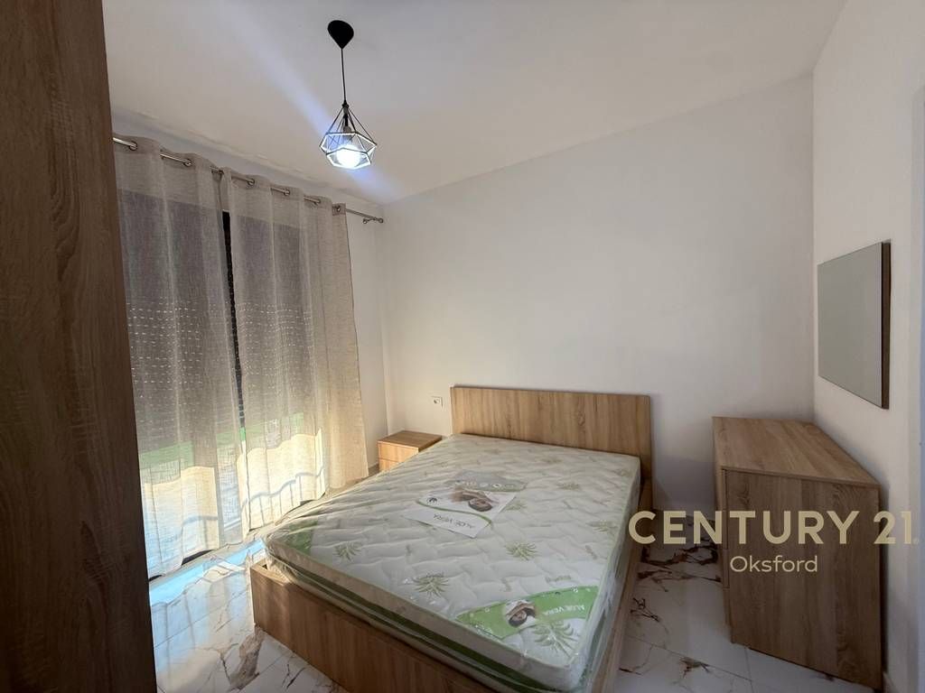 Affittiamo appartamento 2+1+2, in Via “5 Maji”! 600 € /Mese