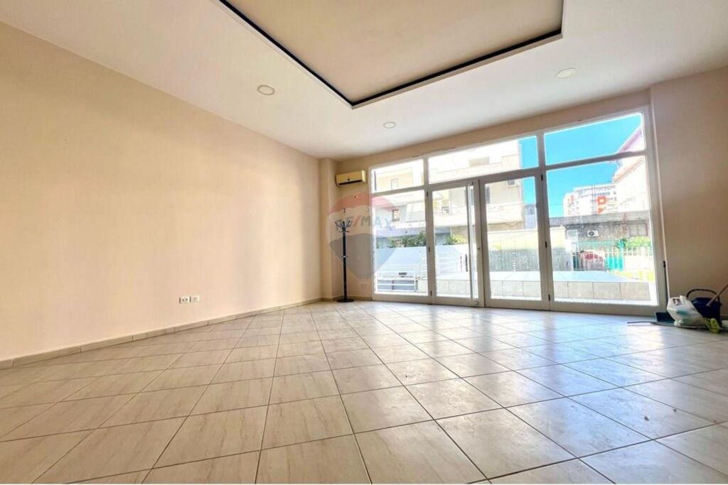 Shop for Rent