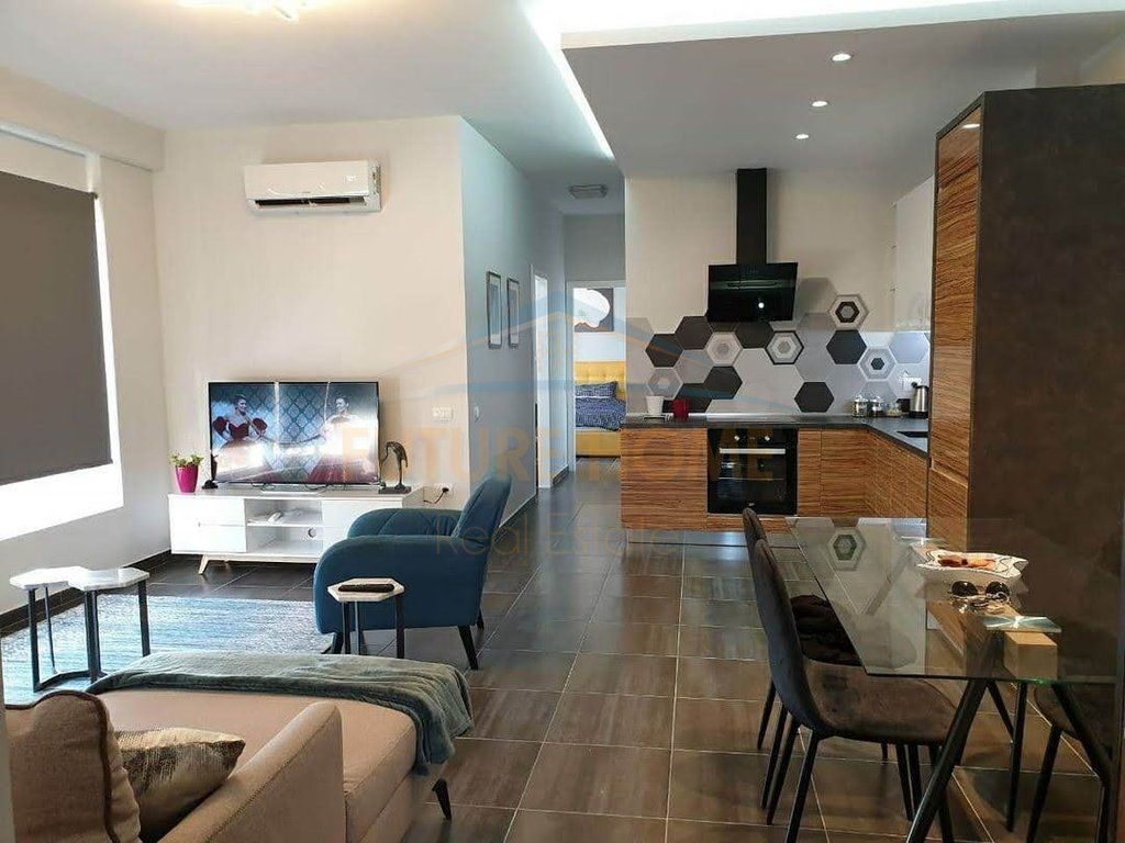 Rent, Apartment 2+1, New Bazaar, Tirana .