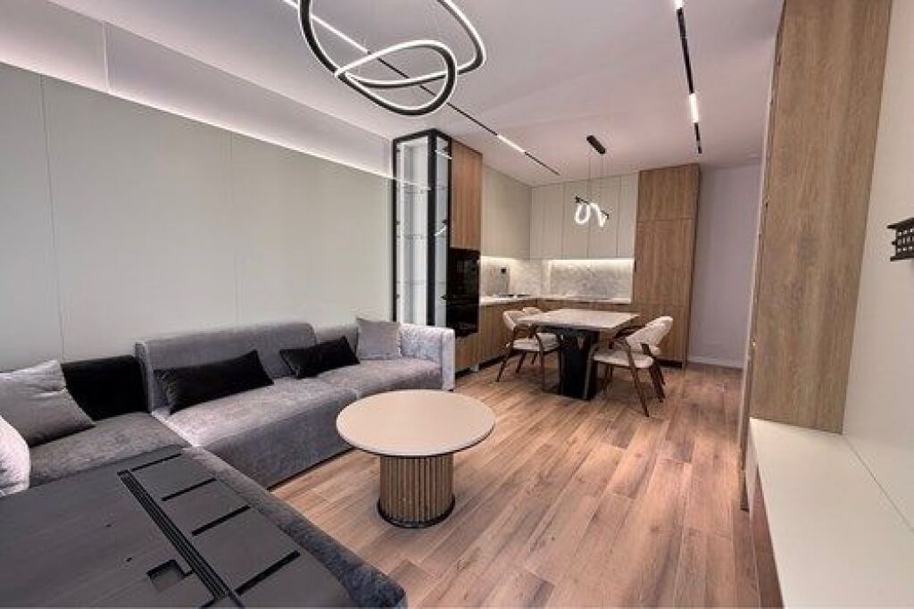 Apartament 2+1 me qira – Univers City