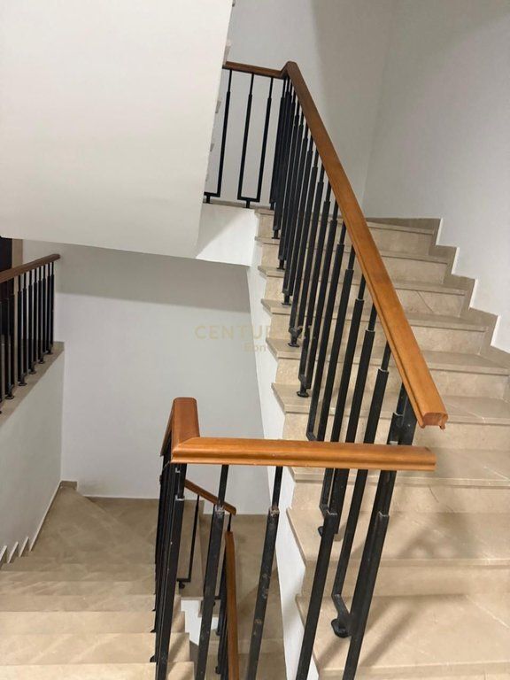 APARTAMENT PER SHITJE NE REZIDENCEN DYRRAKIUM , CURRILA !