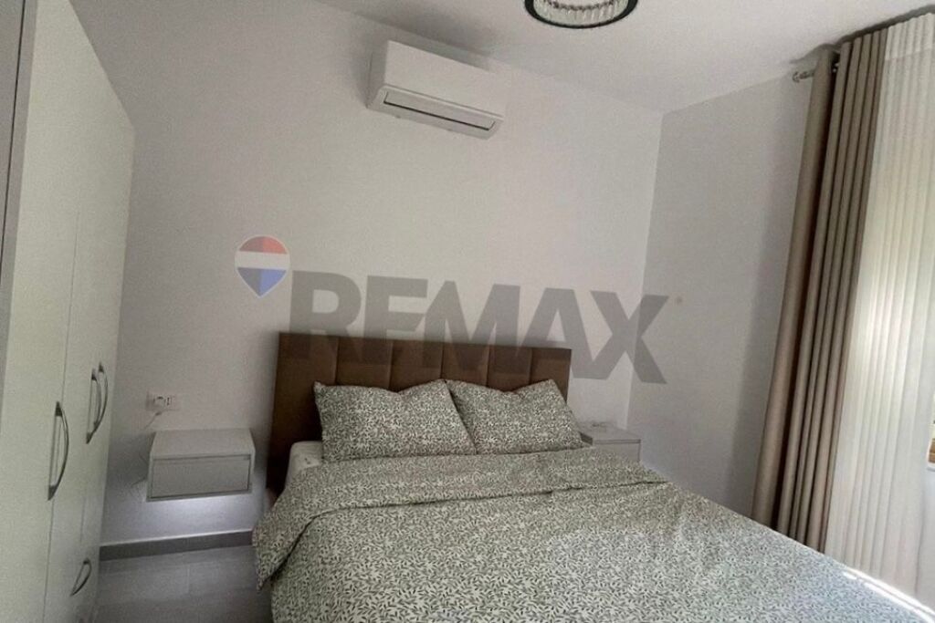 For rent 1+1 in the area of the Commune of Paris