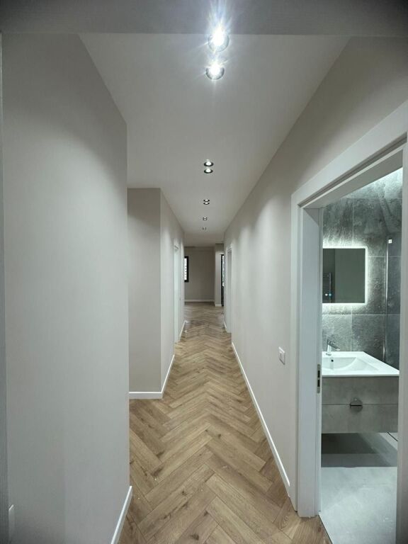 Ambient zyre për qira tek 📍Rezidenca Oasis 2