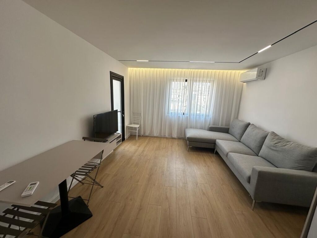 🏢Rruga Mine Peza shitet apartament 1+1, 110,000Euro