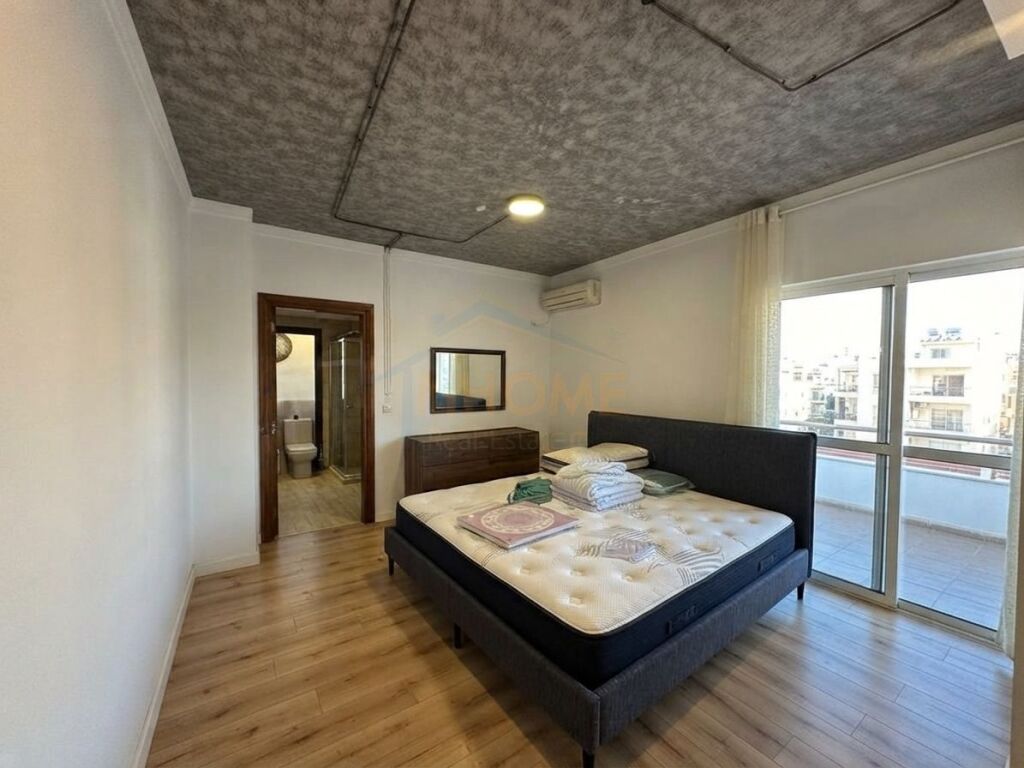 Qira, Apartament 1+1, Rruga e Barrikadave, Tiranë.