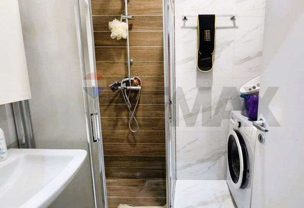Appartamento - In Vendita - Fusha Ali Demi, Tirana  ID:530191006-1227