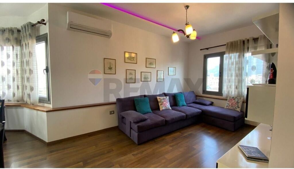Apartment - For Rent - Tefta Tashko Street, Tirana
