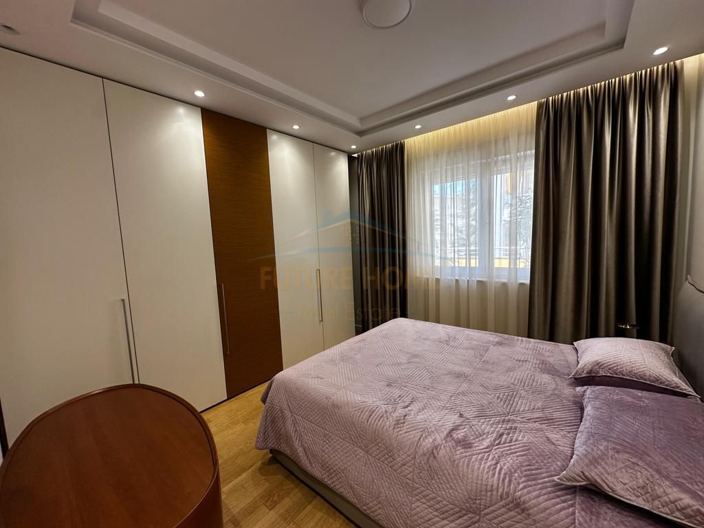Qira, Apartament 3+1+3+ Post Parkimi, Rezidenca Touch of the Sun, Tiranë