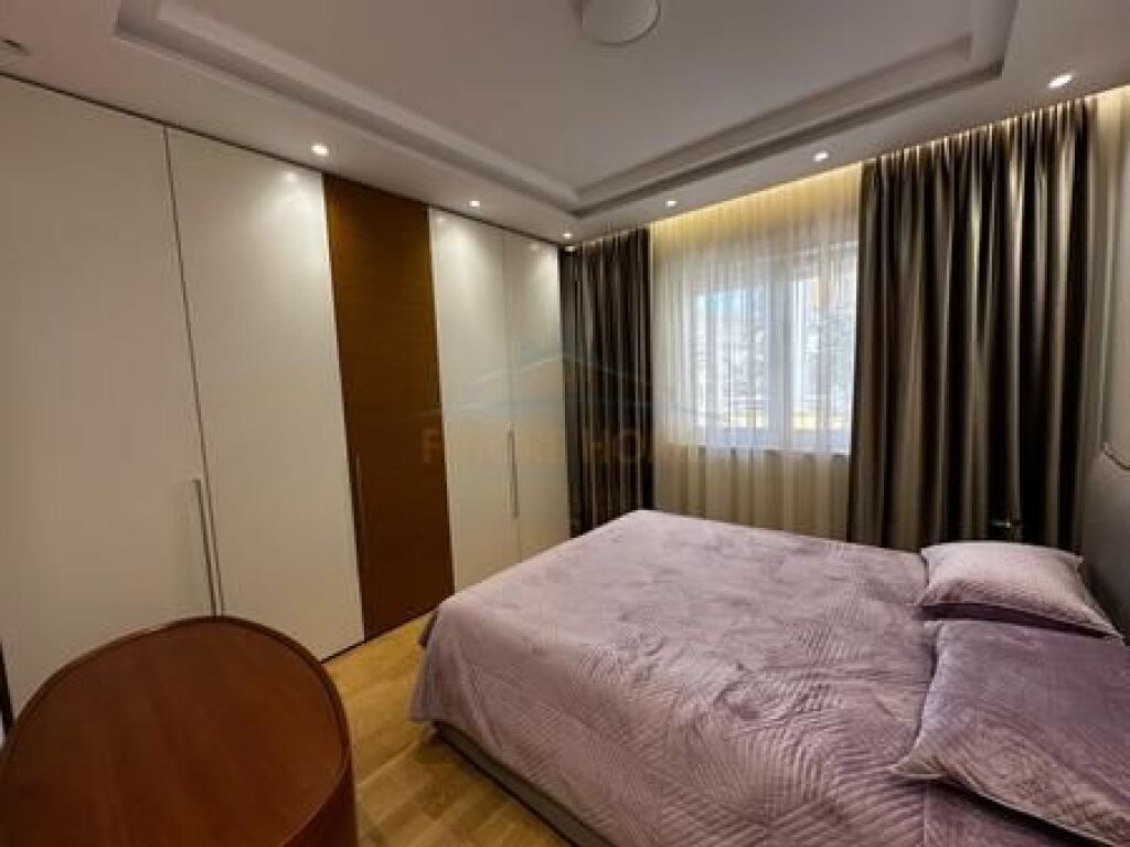 Rent, Apartment 3+1+3+ Parking Space, Residence Touch of the Sun, Tirana