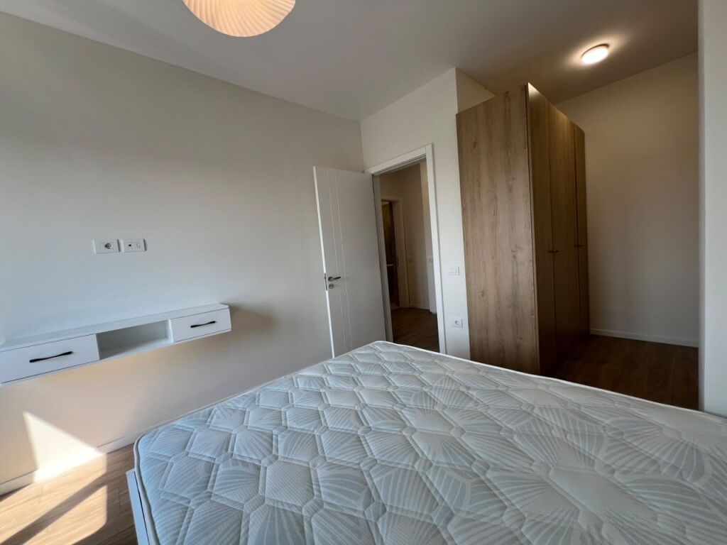 Jepet me qira apartament 1+1