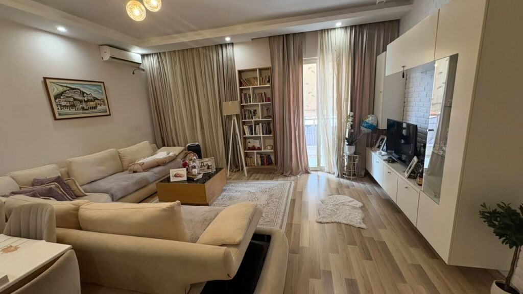 Apartament 1+1 me qira yzberish