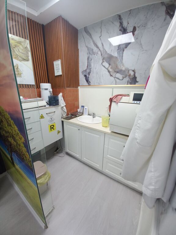 Premises for rent for dental clinic, Commune of Paris