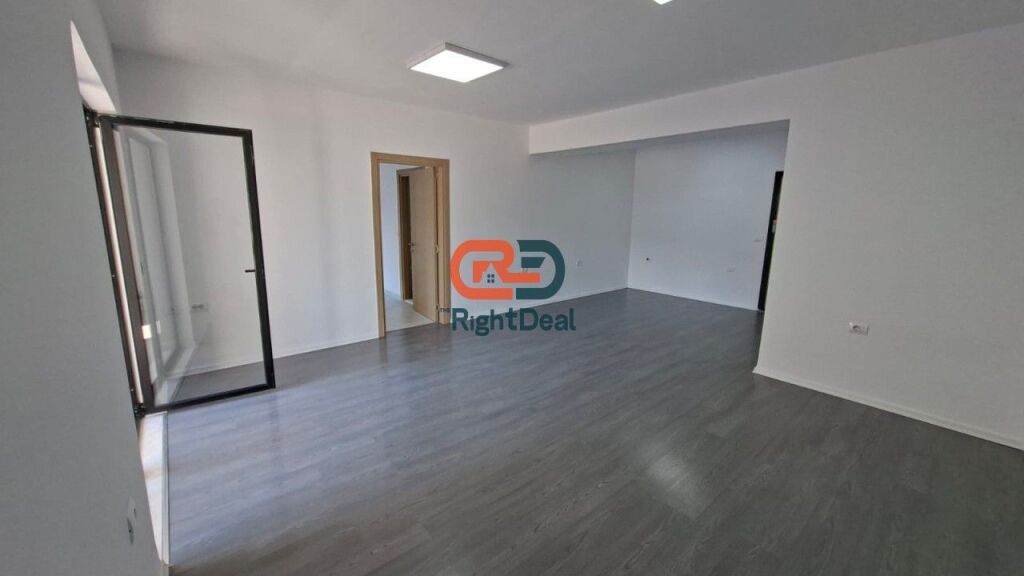 Near the 5 May Roundabout, 1+1 Apartment for Rent, Ideal for Office or Clinic!!!
