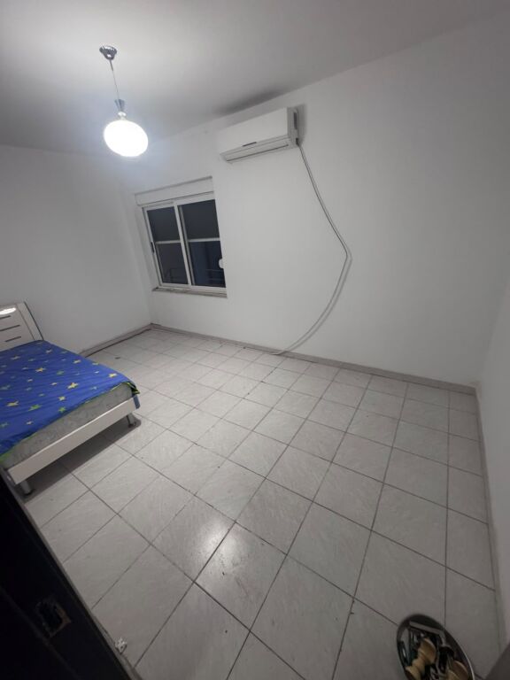 Jepet  me qera  apartament  2+1 Myslym  Shyri  