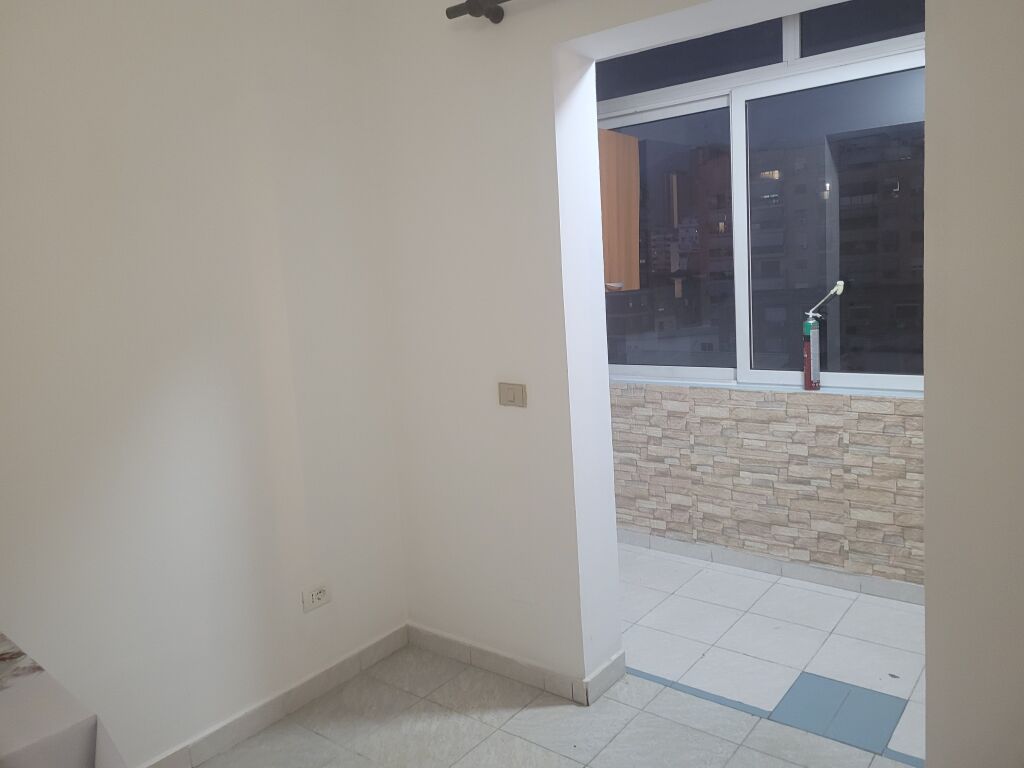Apartment 2+1 for rent Myslym Shyri 