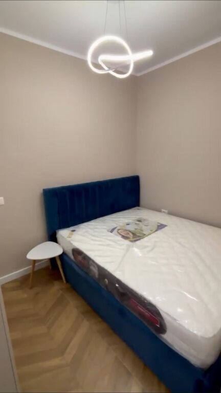 Qera | Garsoniere | Fresku | 400 €/muaj