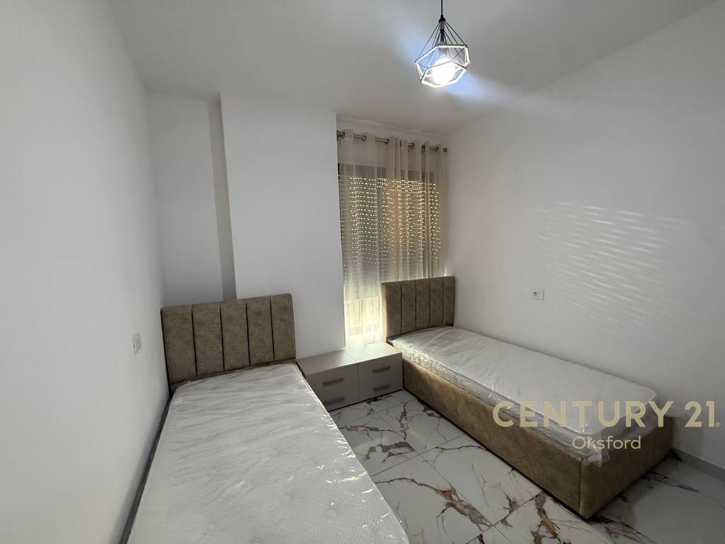 Affittiamo appartamento 2+1+2, in Via “5 Maji”! 600 € /Mese