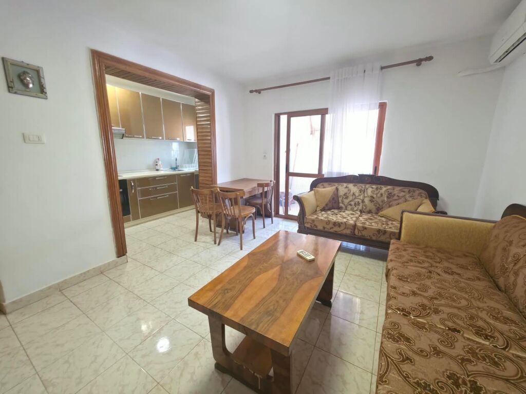 Apartment 3+1 for rent Tirana Center !