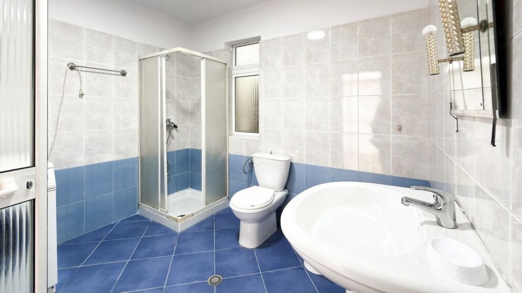 Apartment 2+1+2WC for Sale Near the Ballet School (Mihan Grameno Street) ID 5510
