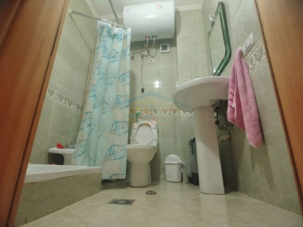 Qera, Apartament 2+1+2+Post Parkim, Xhamlliku, Tiranë