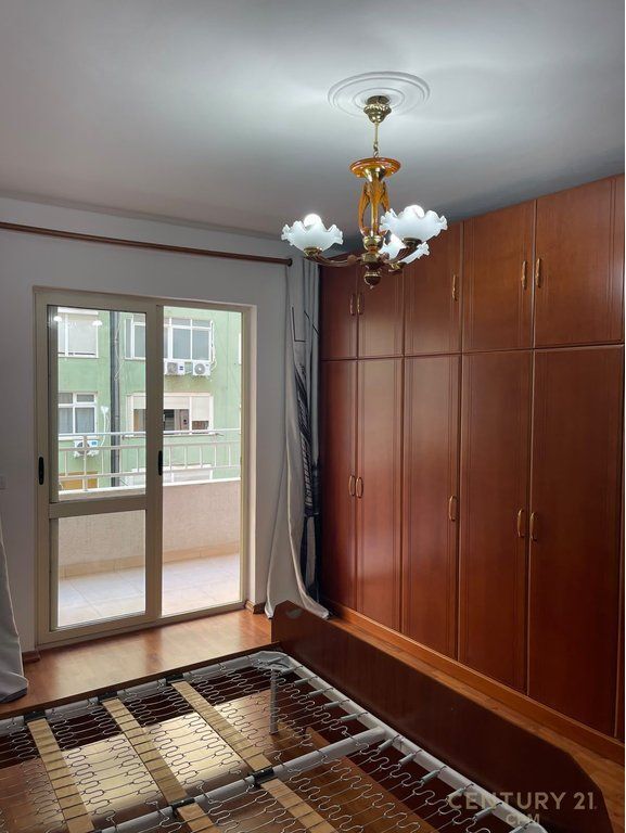 Jepet me Qera Apartament 2+1, në Tirana e Re