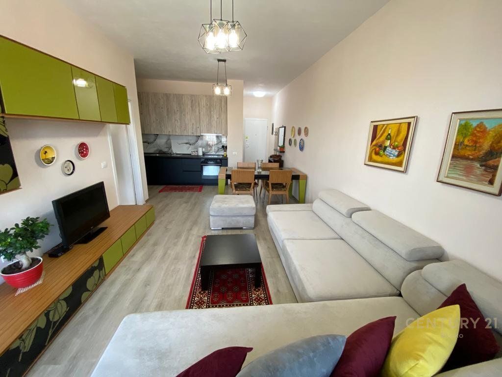 IN AFFITTO APPARTAMENTO 1+1 VICINO A VIA 5 MAGGIO 550 € /Mese 50.000 Lek /Mese