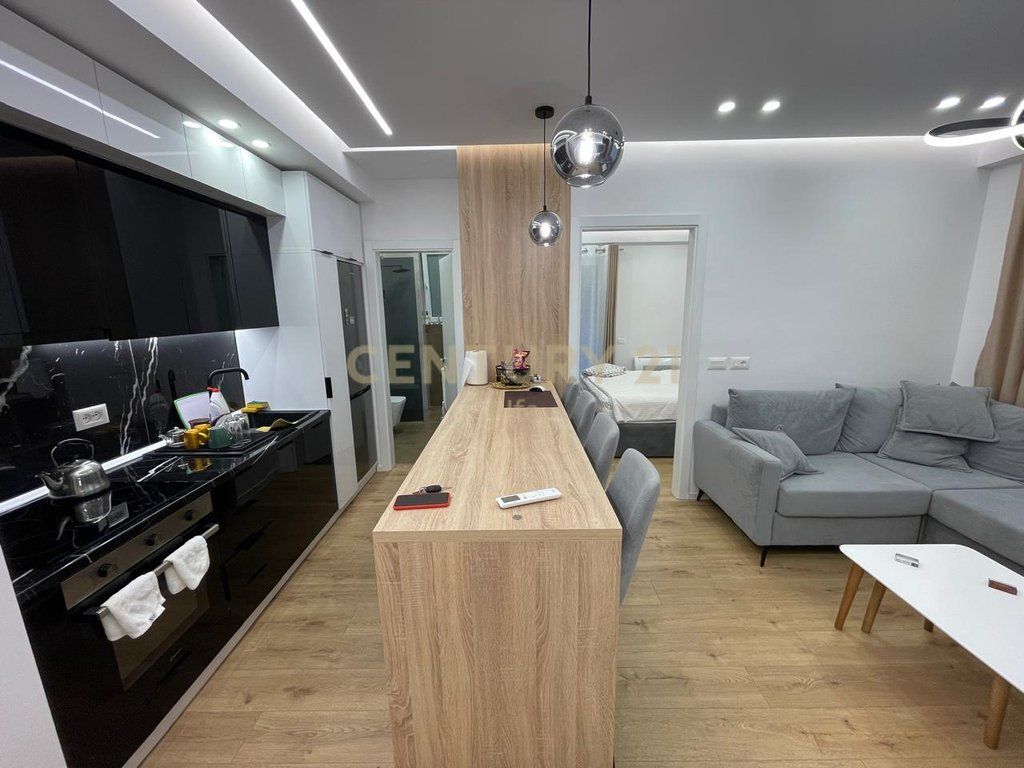 QIRA APARTAMENT MODERN 1+1, FZ GREEN TERRACE, LIQENI I THATE!!