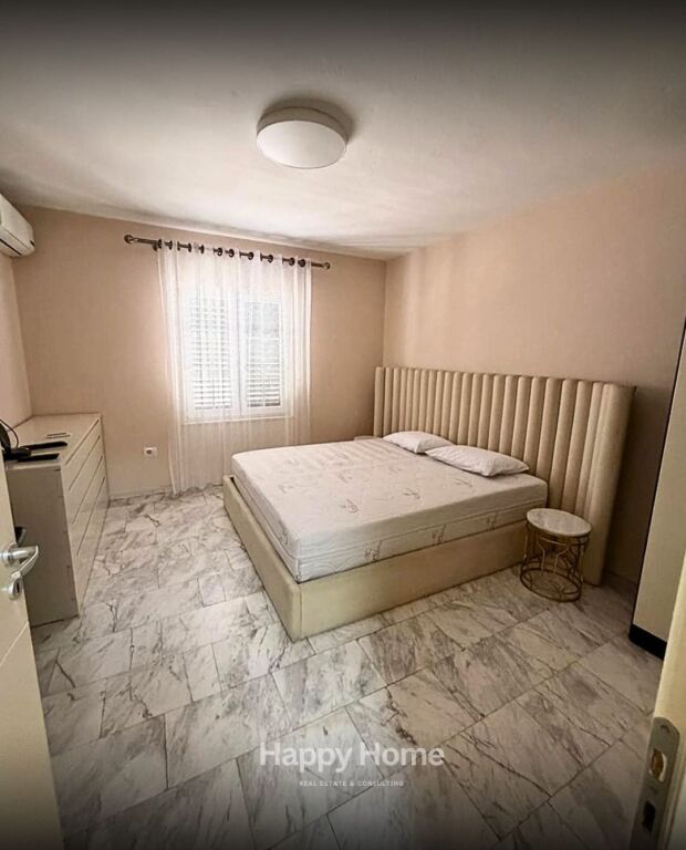 APARTAMENT 2+1+POST PARKIMI  ME QIRA – LAPRAKË ✨