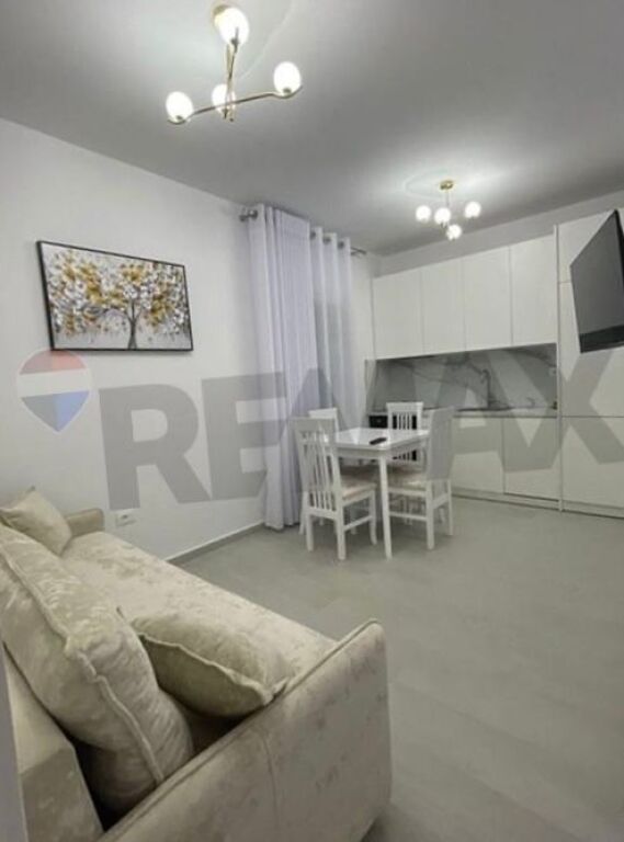 For rent 1+1 in the area of the Commune of Paris