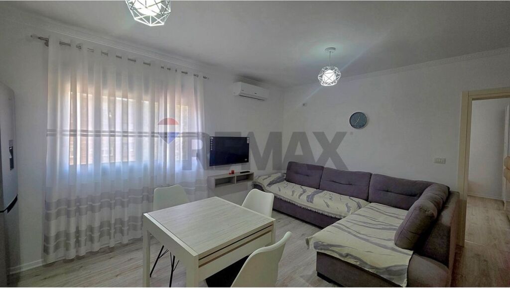 🏡 APARTAMENT 1+1 ME QIRA – ALBANO & ROMINA, VLORË