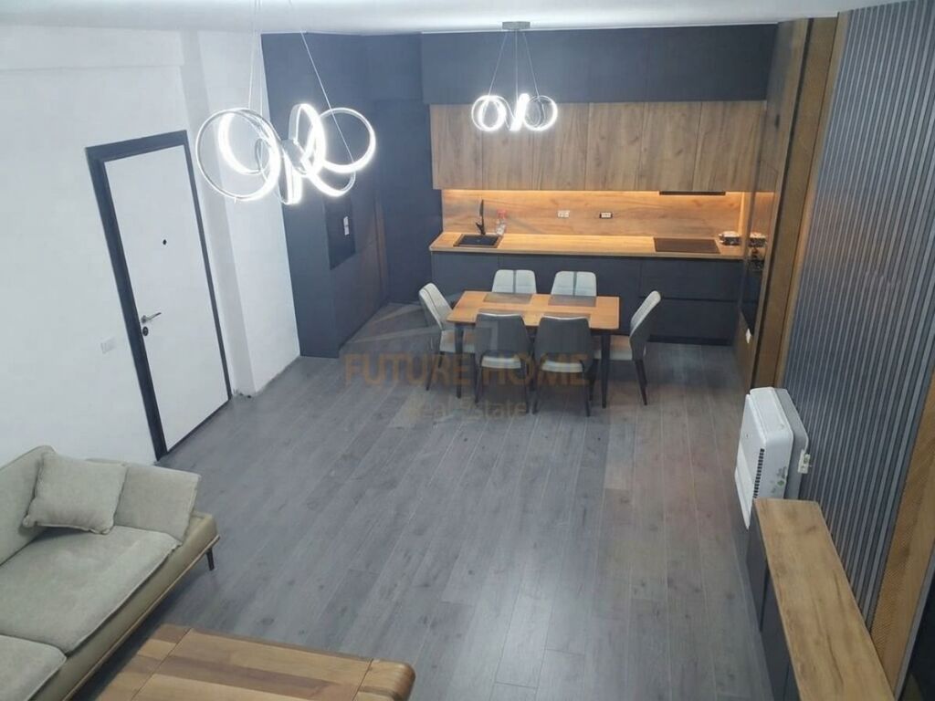 Qera, Apartament 2+1+2, Rruga e Elbasanit