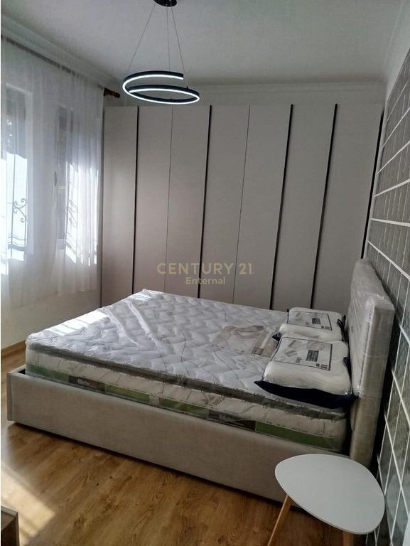 Apartament 1+1 Për Shitje në Fresku, Tiranë
