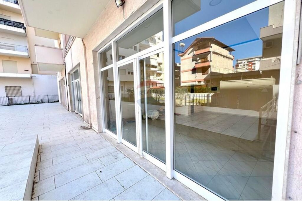 Shop for Rent