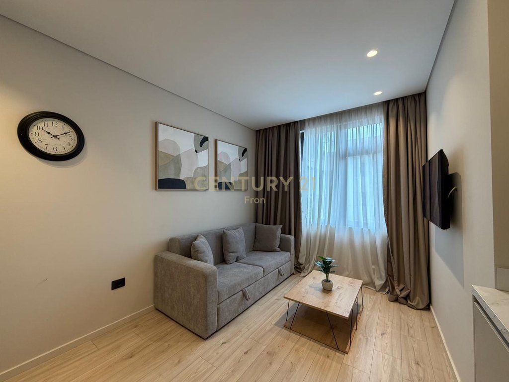 3 Apartamente per Shitje - Mundesi shume e mire biznesi - Rruga e Dibres