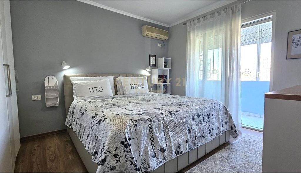 Apartament 2+1+2 per shitje te Ali Demi