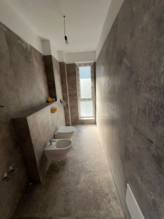 Apartament 2+1+2+2 Poste Parkimi Ne Shitje Ne Sauk  ID 5509