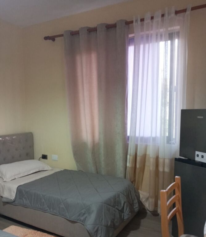 STUDIO APARTMENT 25,000 LEKE.GRANG BUILDING