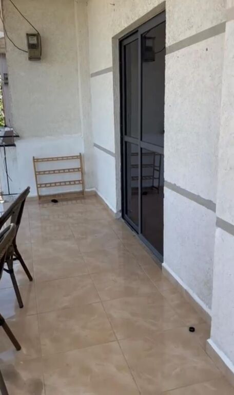 Piano Villa Vuoto in Affitto su Nuovo Viale, vicino alla Locomotiva  ID 5499