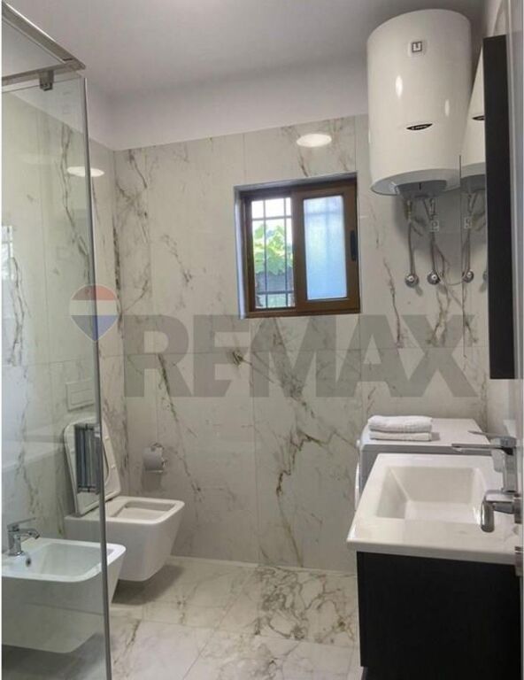 Komuna e Parisit, Apartament 1+1 per Qira