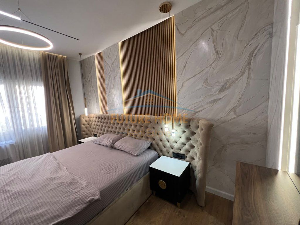 Shitet, Apartament 1+1, Lake Land Residence, Farkë