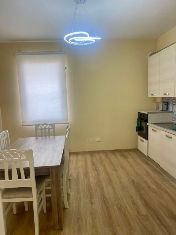 Apartament 2+1 per qira Fresk